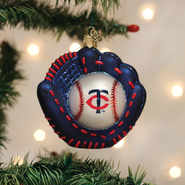 Minnesota Twins Baseball Mitt Ornament  Old World Christmas   