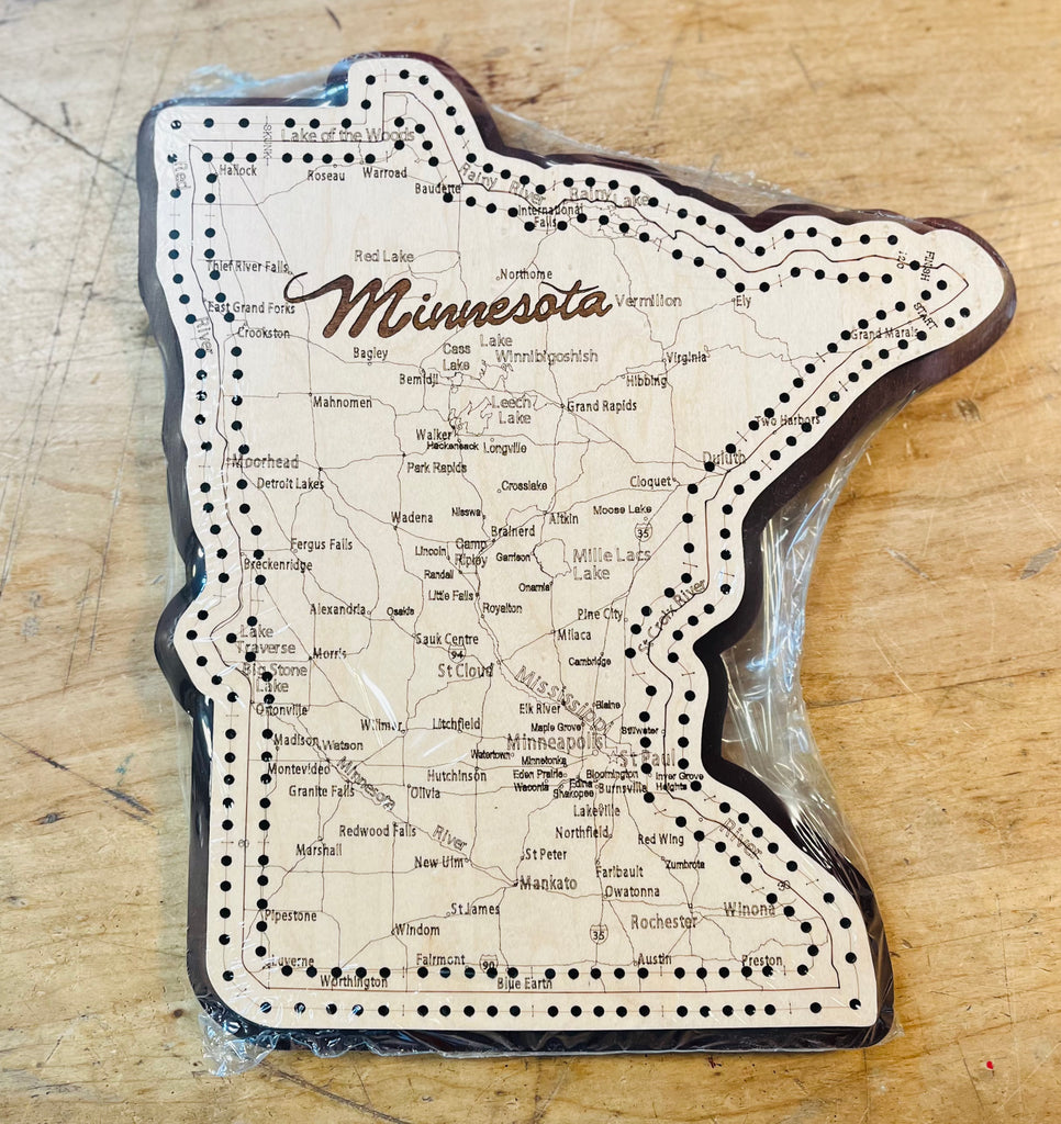 MN Cribbage Board  D & D Laser   