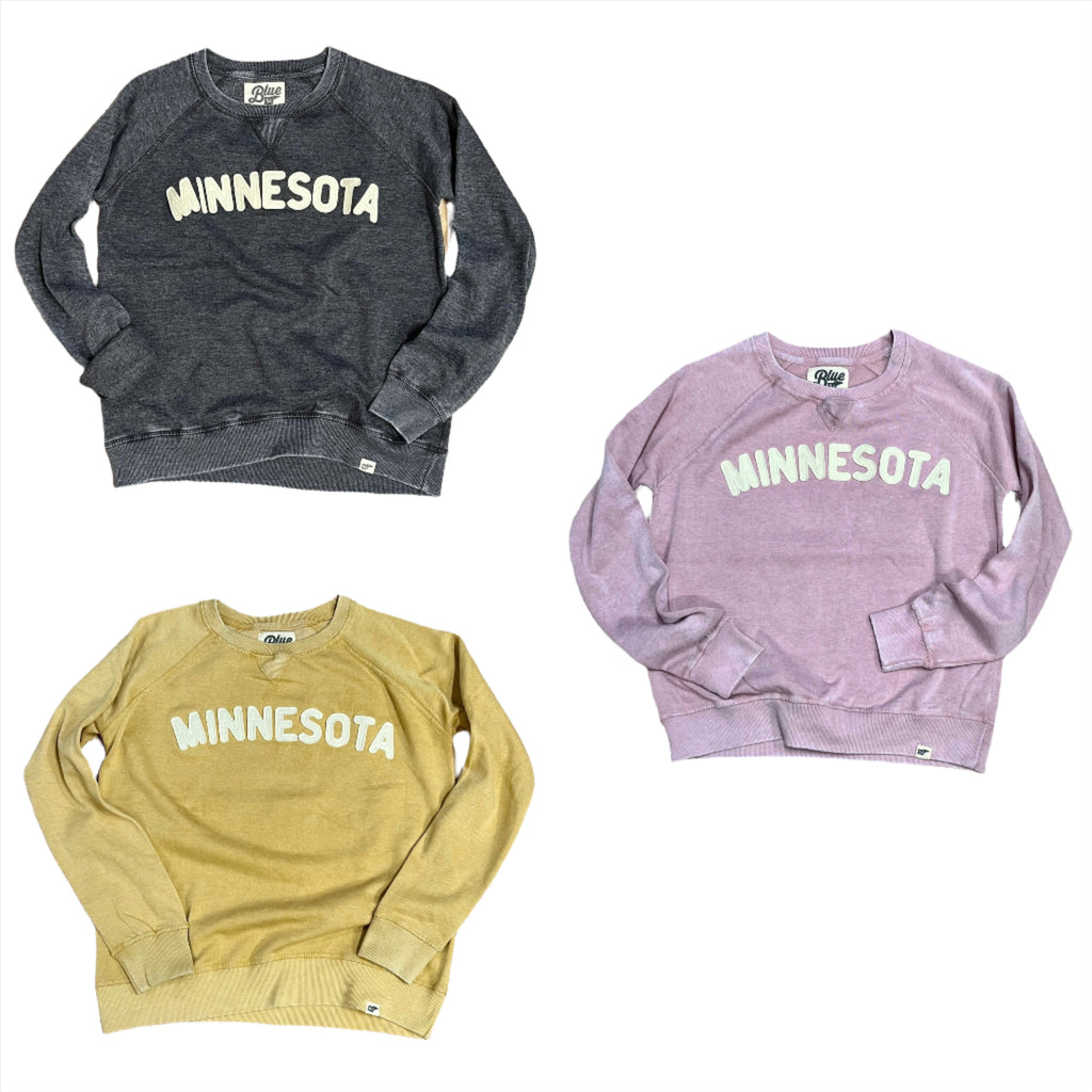 Womens MN Crew Sweatshirt  Lakeshirts   