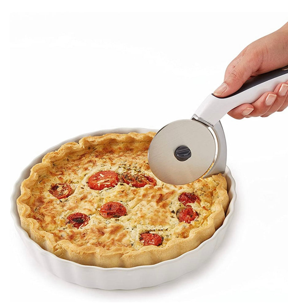 Sharp Edge Pizza Cutter  Zyliss   