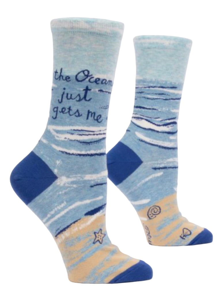 The Ocean Just Gets Me Women's Crew Socks  Blue Q   